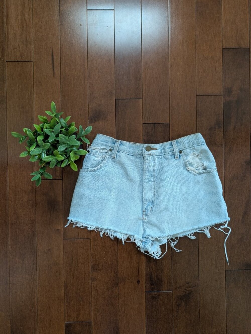 SUPER SHORT VINTAGE Y2K JEAN SHORTS